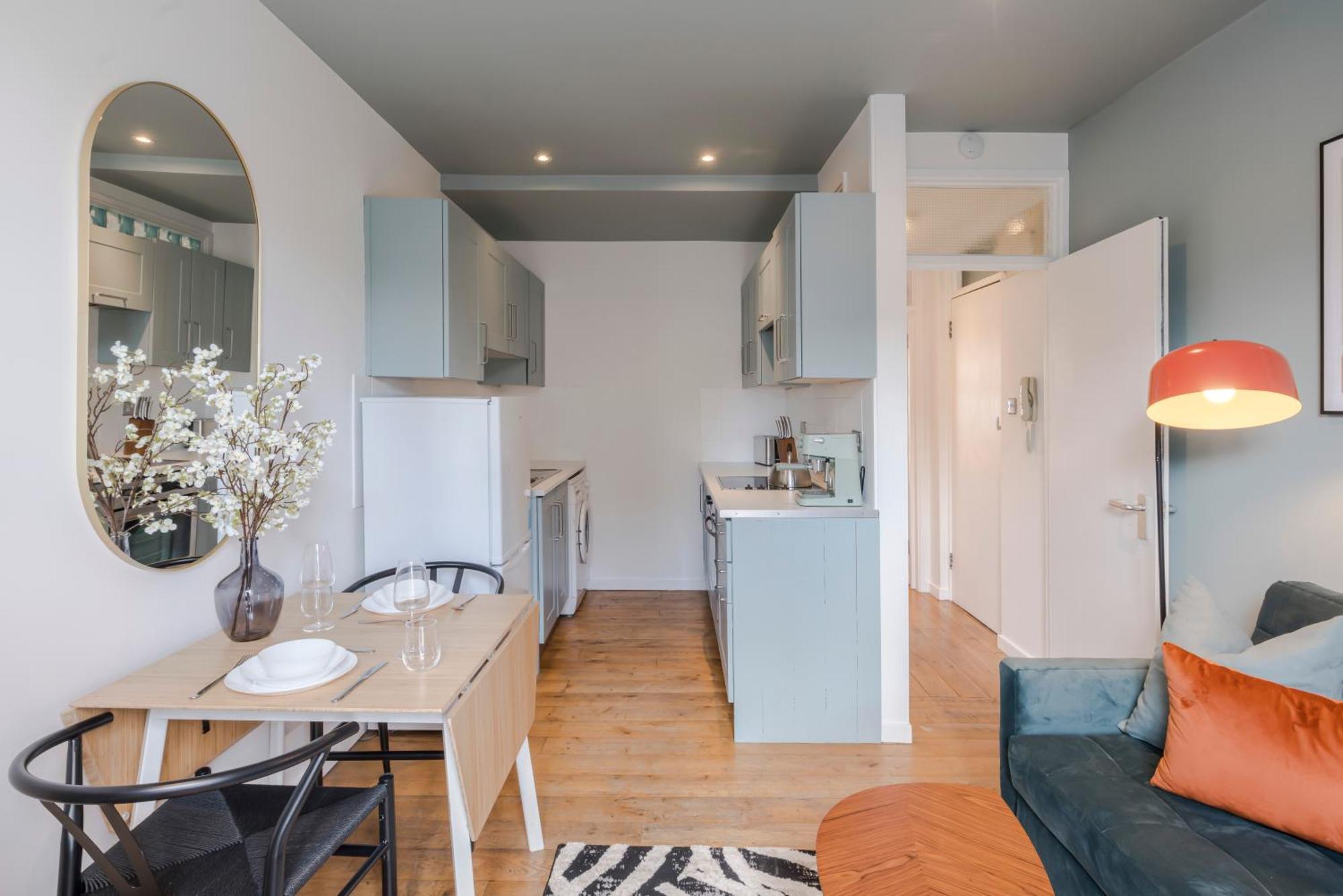 Bijou Flat On Broadway Market London Exterior photo